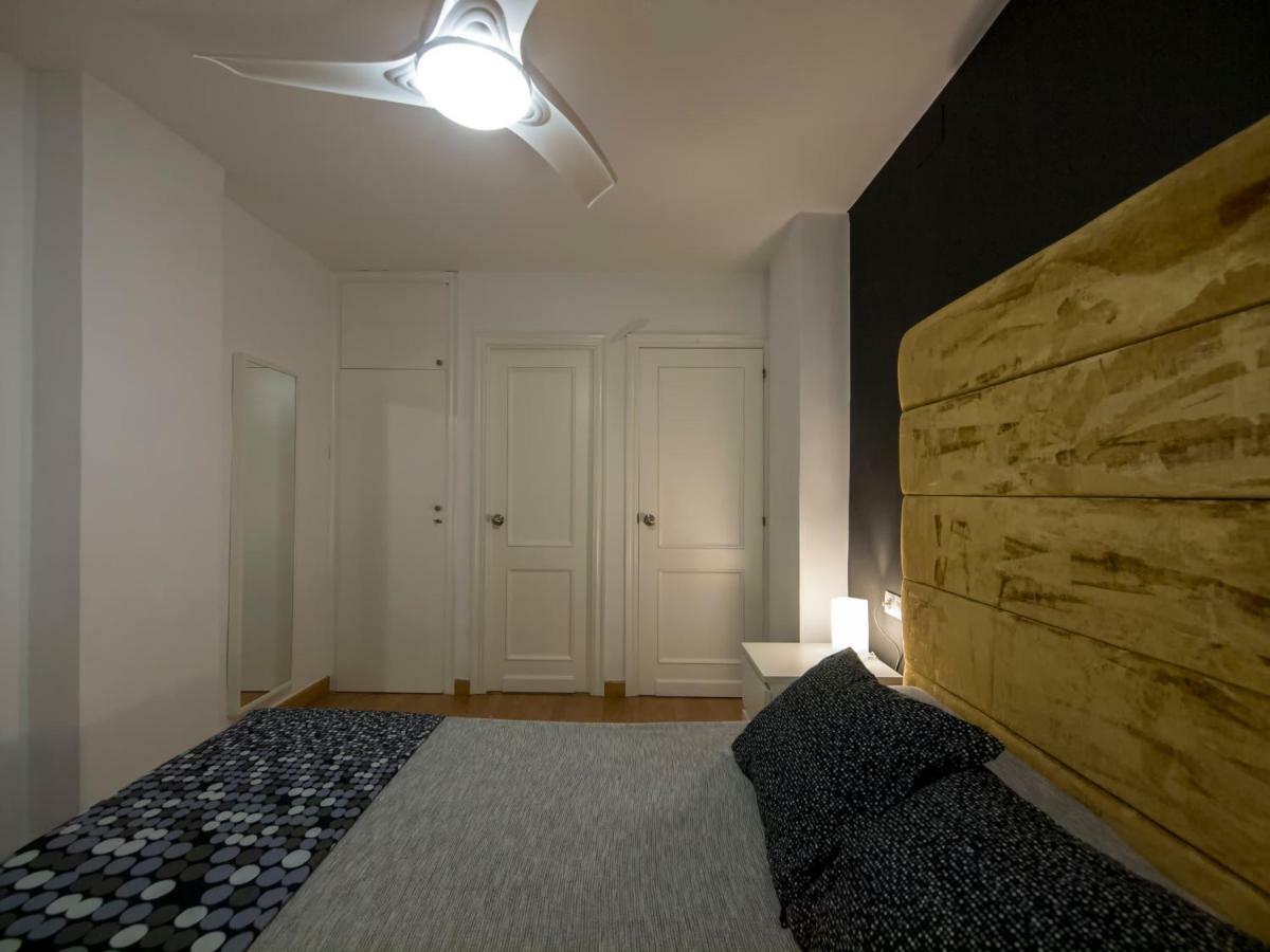 Mercado Suite Apartamento Аліканте Екстер'єр фото