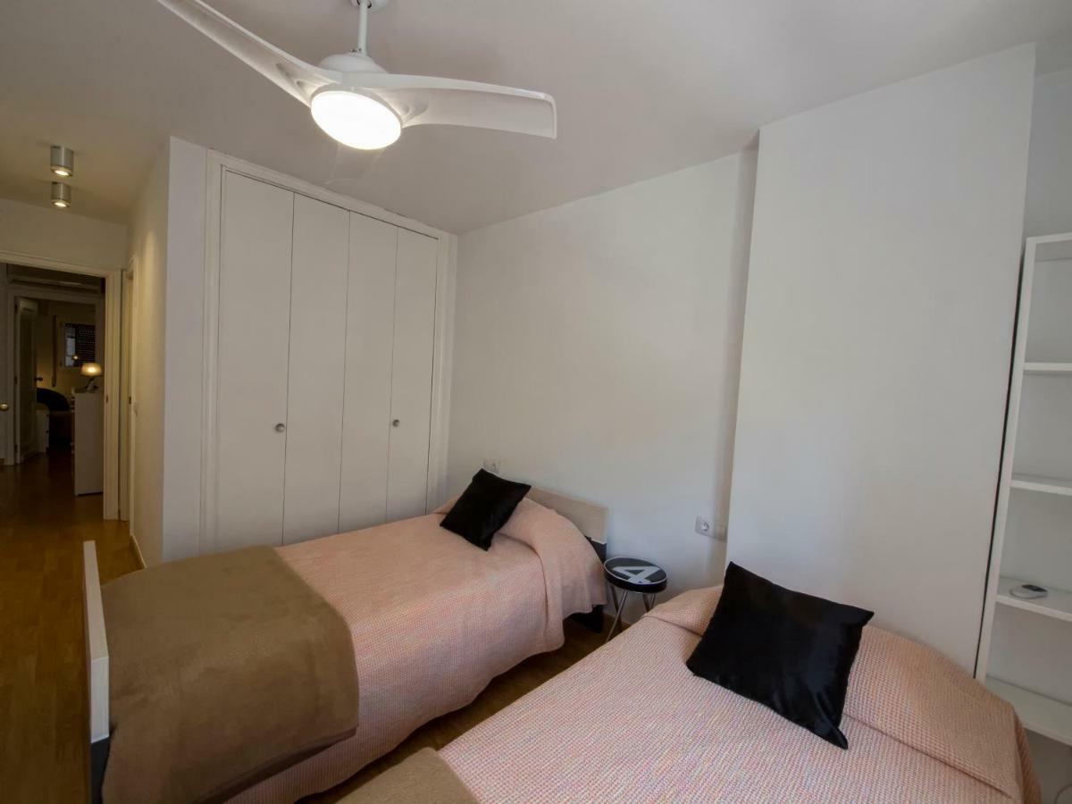 Mercado Suite Apartamento Аліканте Екстер'єр фото