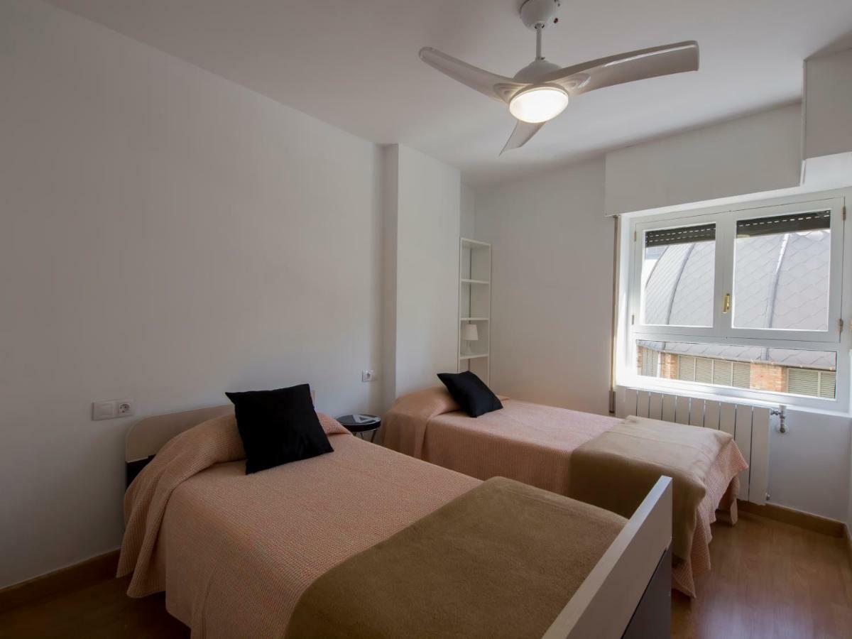Mercado Suite Apartamento Аліканте Екстер'єр фото